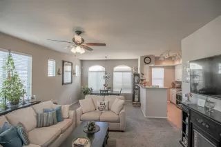 Photo #5: 6079392 Listing 