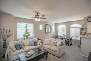 Photo #6: 6079392 Listing 