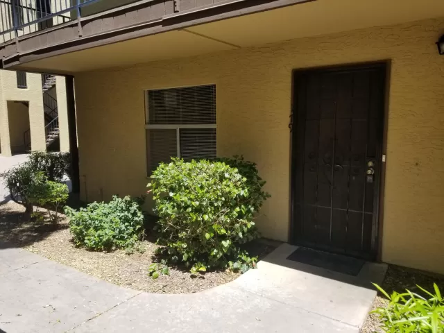 MLS: 6079552 Condo For Sale