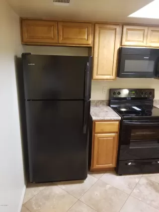 Photo #6: 6079552 Listing 