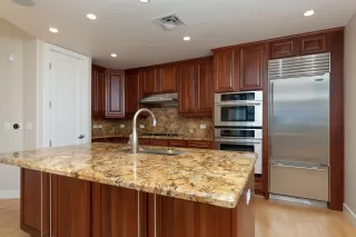 Photo #5: 6079663 Listing