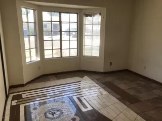 Photo #4: 6079688 Listing