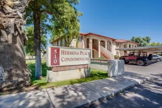 Photo #5: 6079694 Listing