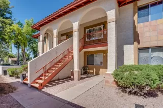 Photo #6: 6079694 Listing