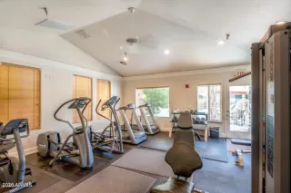 Photo #2: 6079826 Listing