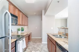 Photo #6: 6079826 Listing