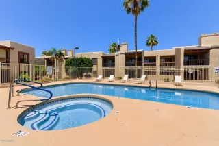 Photo #2: 6079875 Listing