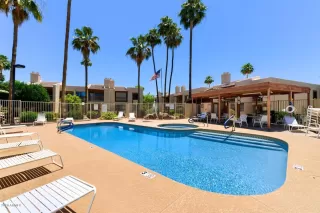 Photo #3: 6079875 Listing