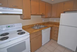 Photo #2: 6079945 Listing