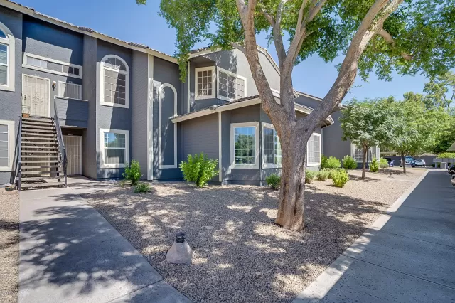 MLS: 6080385 Condo For Sale