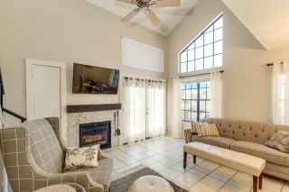 Photo #2: 6080460 Listing