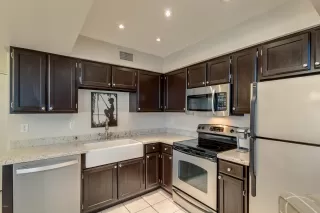 Photo #3: 6080460 Listing