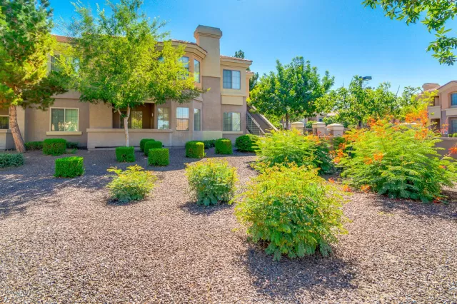 MLS: 6080780 Condo For Sale