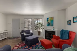 Photo #3: 6081000 Listing