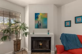 Photo #4: 6081000 Listing