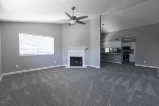 Photo #4: 6081111 Listing