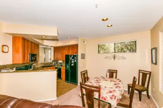 Photo #2: 6081112 Listing