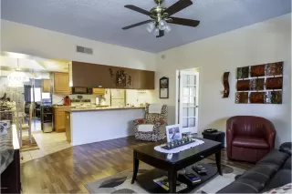 Photo #1: 6081128 Listing