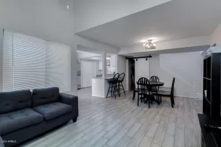 Photo #3: 6081199 Listing 