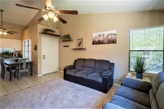 Photo #2: 6081215 Listing