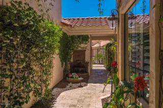 Photo #4: 6081572 Listing 