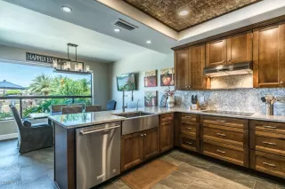 Photo #5: 6081572 Listing 