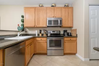 Photo #5: 6081635 Listing 