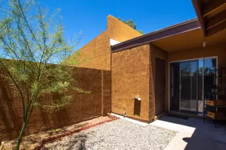 Photo #4: 6081908 Listing