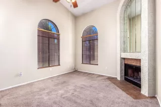 Photo #6: 6082109 Listing