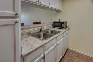 Photo #6: 6082282 Listing 