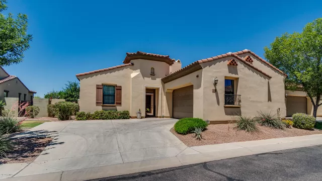 MLS: 6082314 Condo For Sale