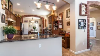 Photo #4: 6082314 Listing 