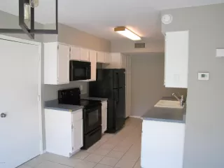 Photo #4: 6082378 Listing