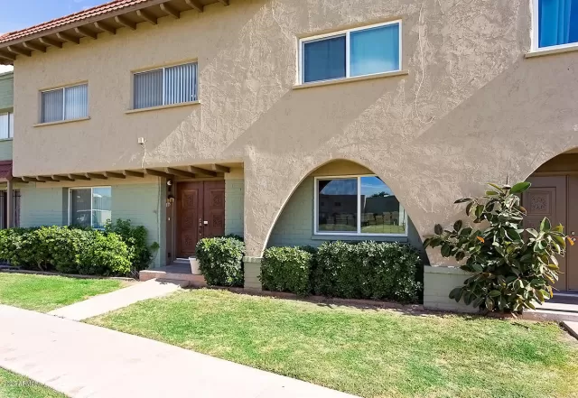 MLS: 6082398 Condo For Sale