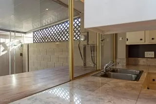 Photo #6: 6082398 Listing 