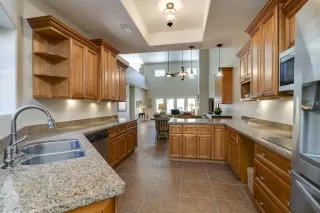 Photo #4: 6082470 Listing 
