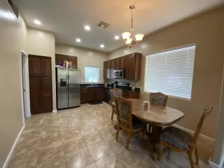 Photo #4: 6082618 Listing 