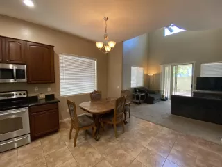 Photo #5: 6082618 Listing 