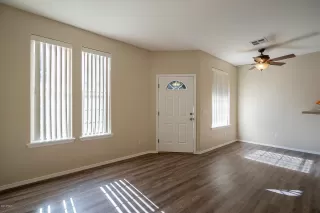 Photo #4: 6082717 Listing