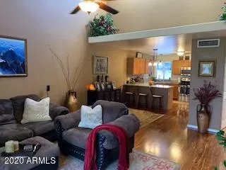 Photo #5: 6082895 Listing