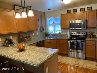 Photo #6: 6082895 Listing