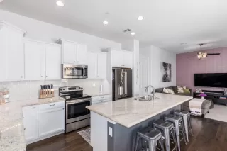 Photo #3: 6082898 Listing 