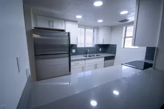 Photo #2: 6082946 Listing 