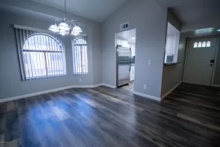 Photo #3: 6082946 Listing 