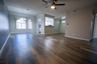 Photo #4: 6082946 Listing 