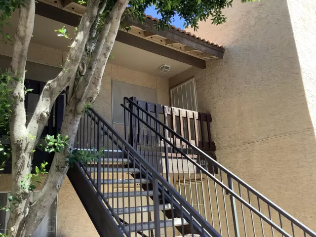 MLS: 6082994 Condo For Sale