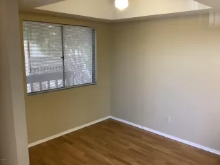 Photo #4: 6082994 Listing