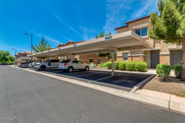 MLS: 6082997 Condo For Sale