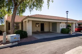 Photo #1: 6083018 Listing 