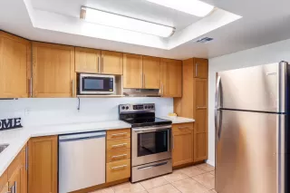 Photo #6: 6083018 Listing 